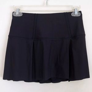 LULULEMON: Lost In Pace Skirt [Size 2 (Reg)]